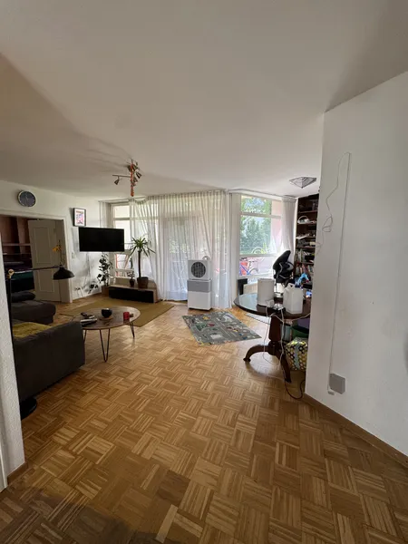 Zuhause mit 3 Zimmern und viel Platz in Wilmersdorf — photo 1